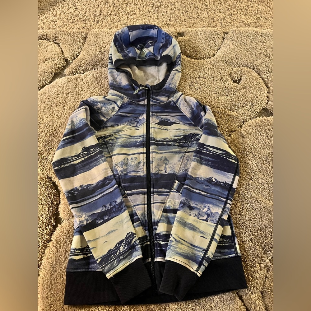 Ivivva by lululemon zip up hoodie size 14 (girls)